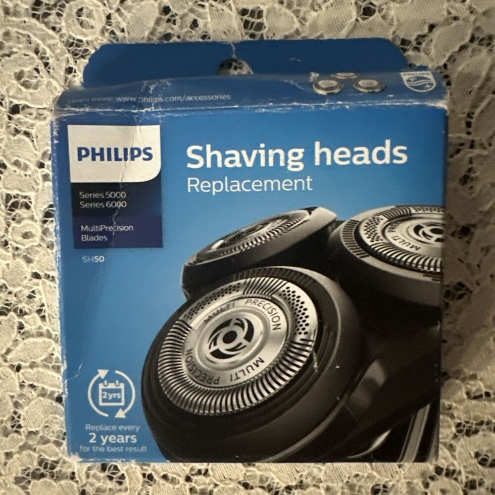 Philips SH50/51 Replacement Shaving Heads for 5000 (unused just packing damaged)